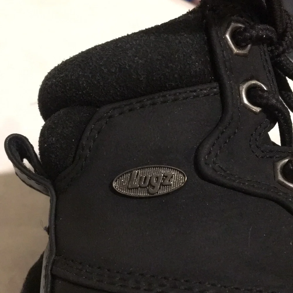 NWOT! Lugz Kids lace up construction boots memory foam insole slip resistance 5